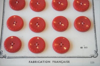 画像1: フランス製　ヴィンテージボタン　レッド