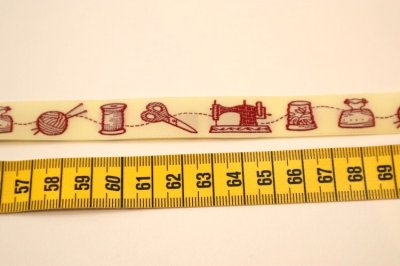 画像1: 日本製　ヴィンテージ刺繍リボン　ソーイング ボルドー