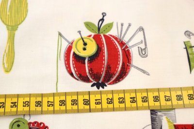 画像1: アメリカ製　ヴィンテージファブリック　ソーイングツール　SALE!