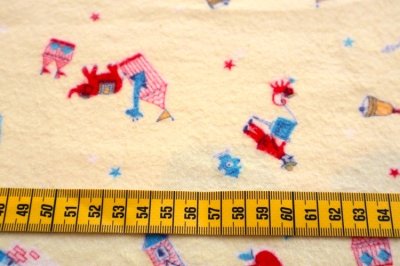 画像2: アメリカ製　ヴィンテージファブリック　コットンフランネル　スクールとリンゴ