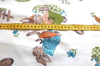 画像1: アメリカ製　ヴィンテージファブリック　うさちゃん