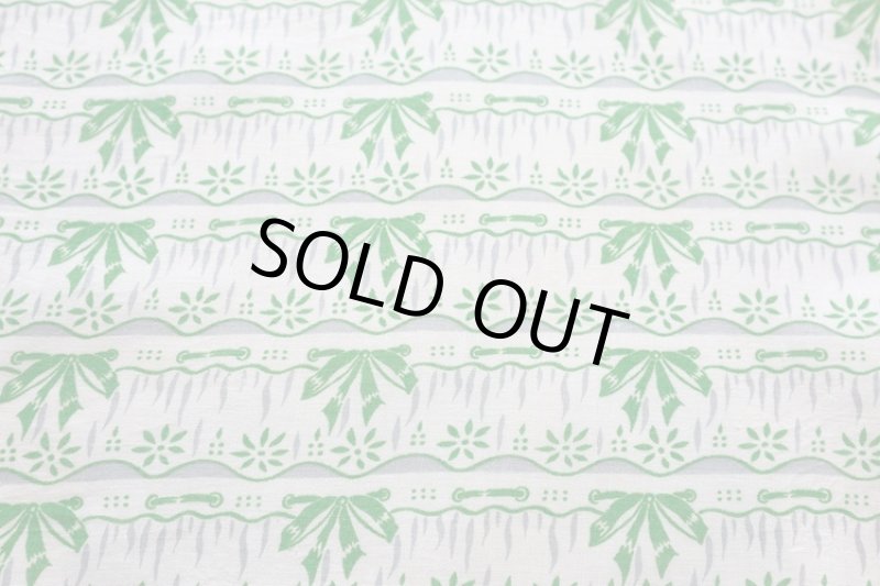 画像1: アメリカ製　ヴィンテージフィードサック　グリーンレース (1)