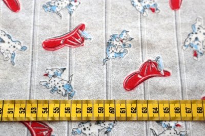 画像1: アメリカ製　ヴィンテージファブリック　わんちゃんと帽子