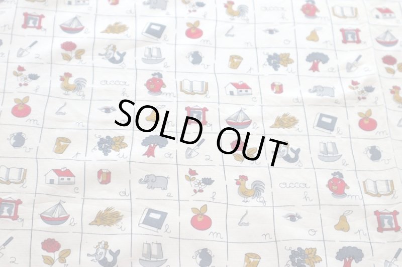 画像1: アメリカ製　ヴィンテージファブリック　アルファベット　コットンブレンド (1)