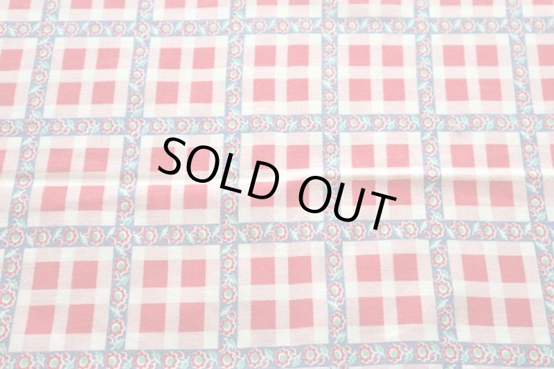 画像1: アメリカ製　ヴィンテージフィードサック　スクエアXフローラルボーダー (1)