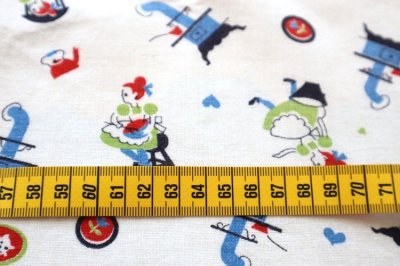 画像2: アメリカ製　ヴィンテージフィードサック　女の子とキッチン