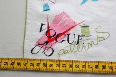 画像2: アメリカ製　ヴィンテージハンカチ　Vougue Patterns